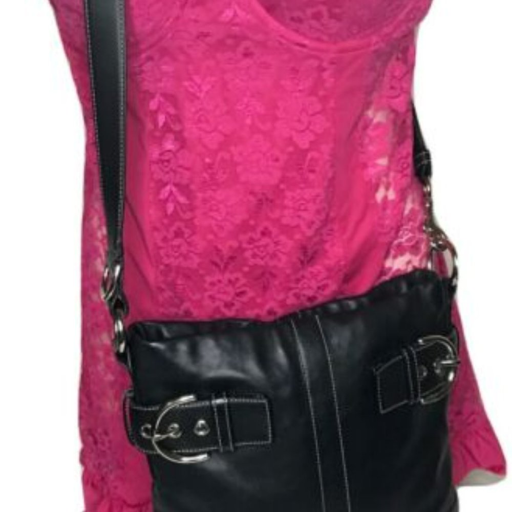 Coach H050-1452 Black Leather Convertible Soho Cross Body Shoulder Bag Purse